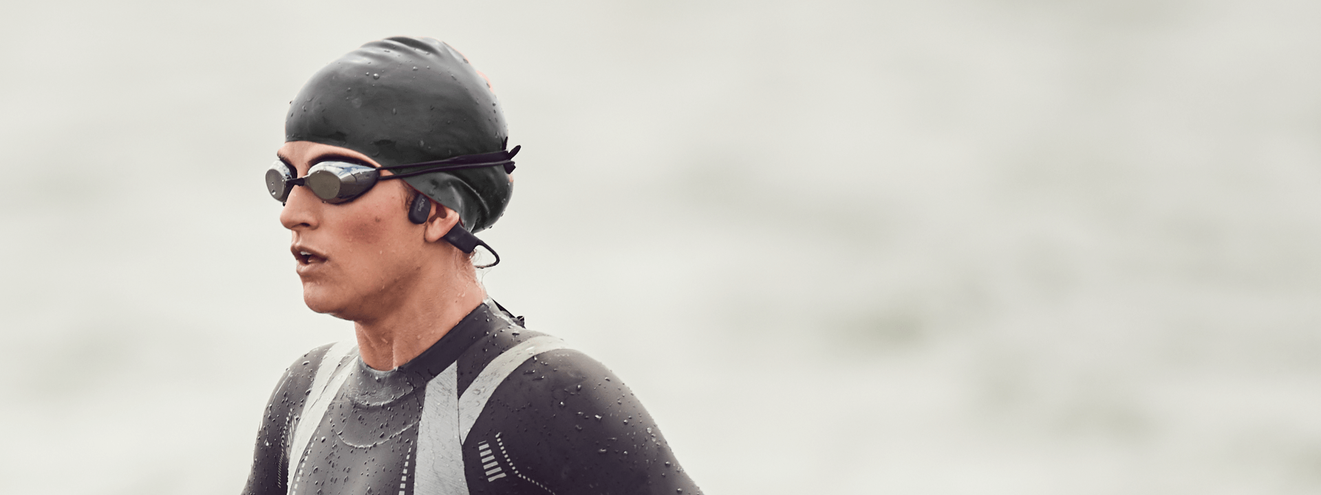 waterproof headphones for swimming