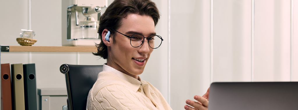 Best Earbuds for Glasses Wearers