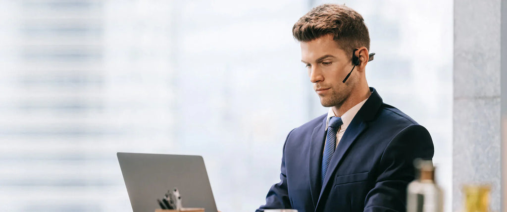 Earbuds Vs. Headphones: Which Is Better For Office?