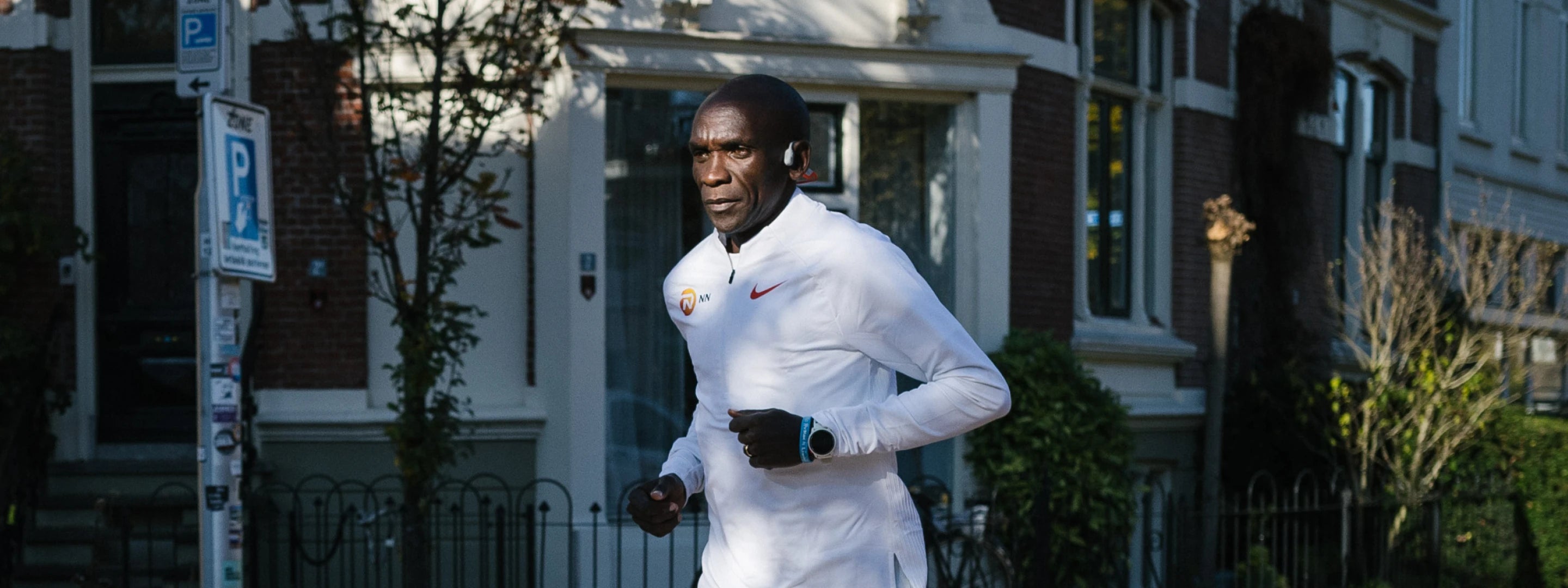 eliud kipchoge shokz new global brand ambassador united kingdom