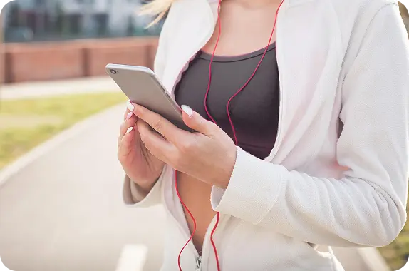 traditional sports headphones