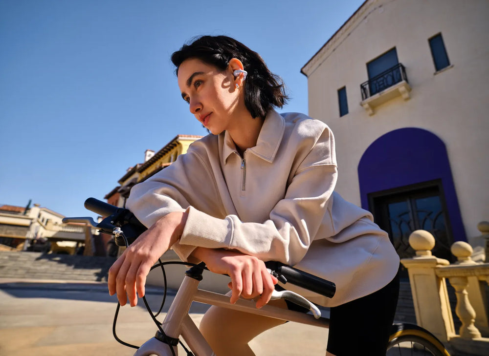 Open-ear clip-on headphones for everyday use | OpenDots Air
